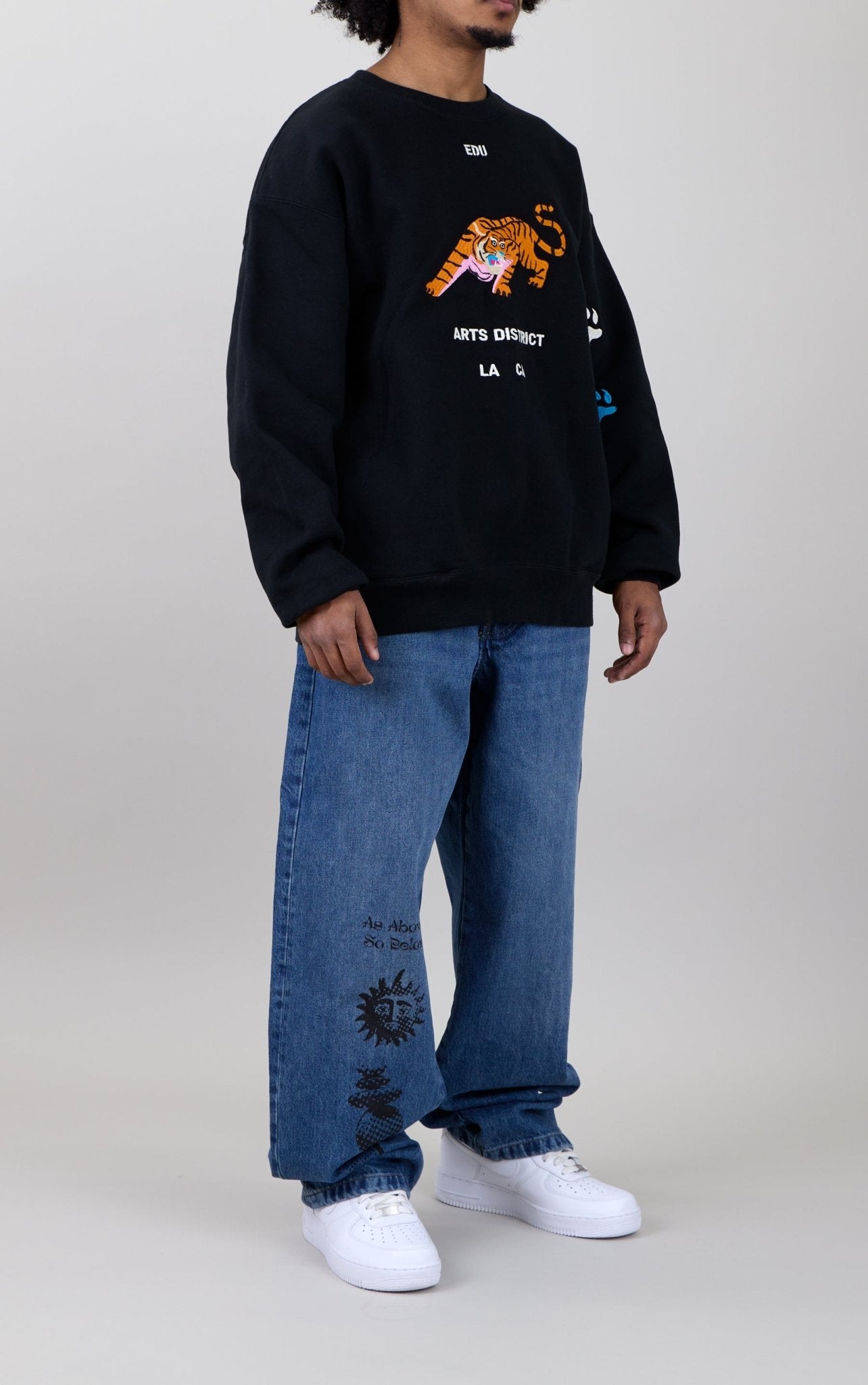 GRRR CREWNECK - edu - Artsdistrict