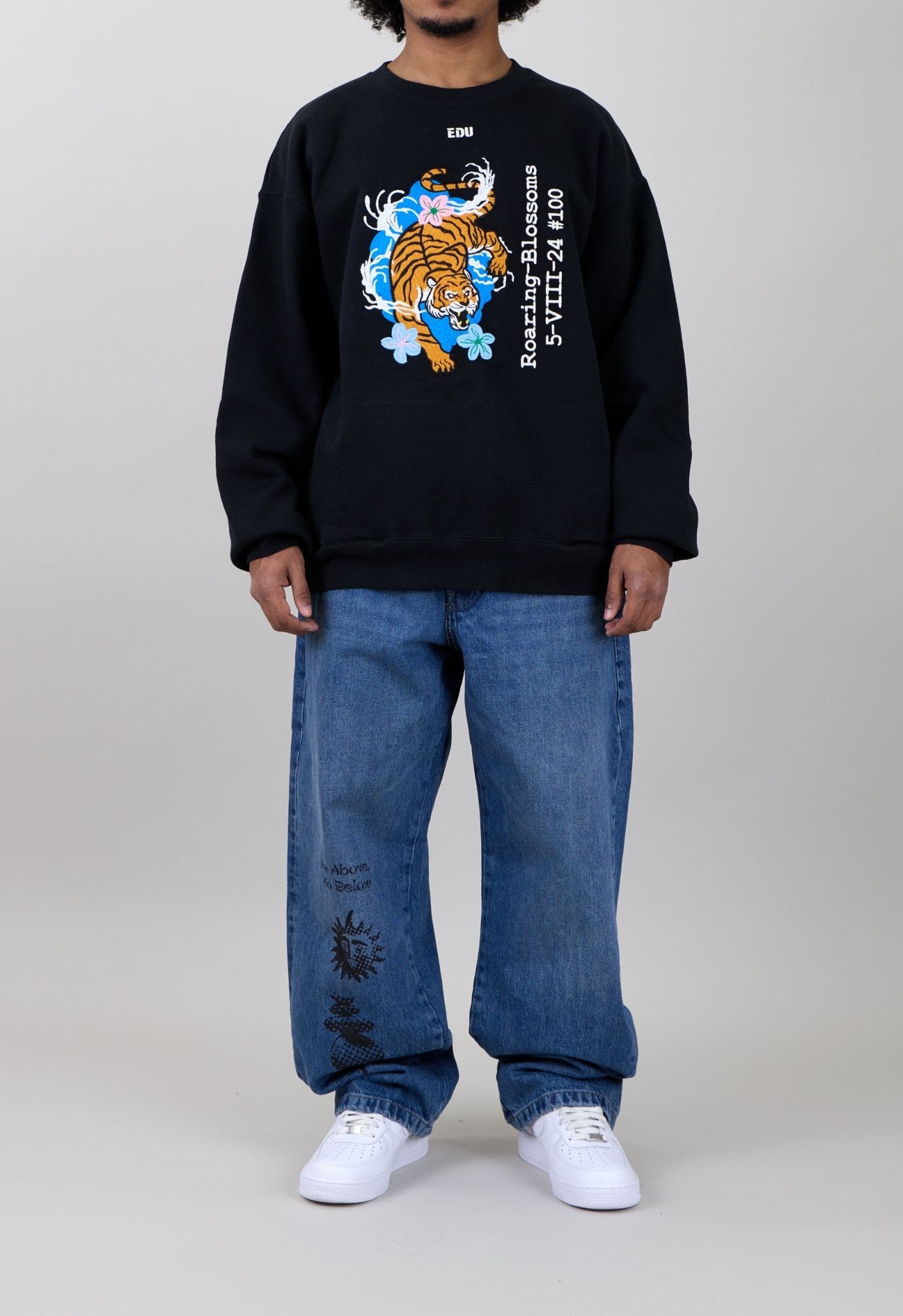 ROARING BLOSSOMS CREWNECK - edu - Artsdistrict